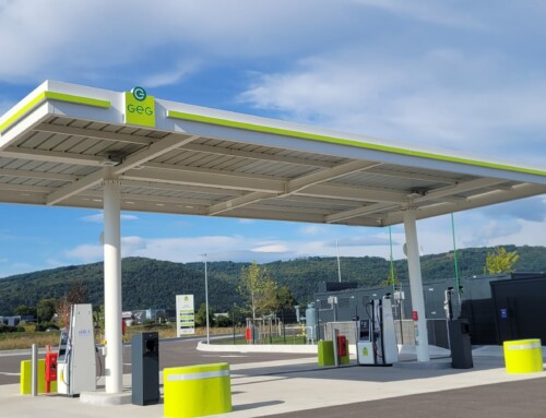 Installation d’une Enseigne Lumineuse à la Station Multi-Énergies GEG à Apprieu en Isère